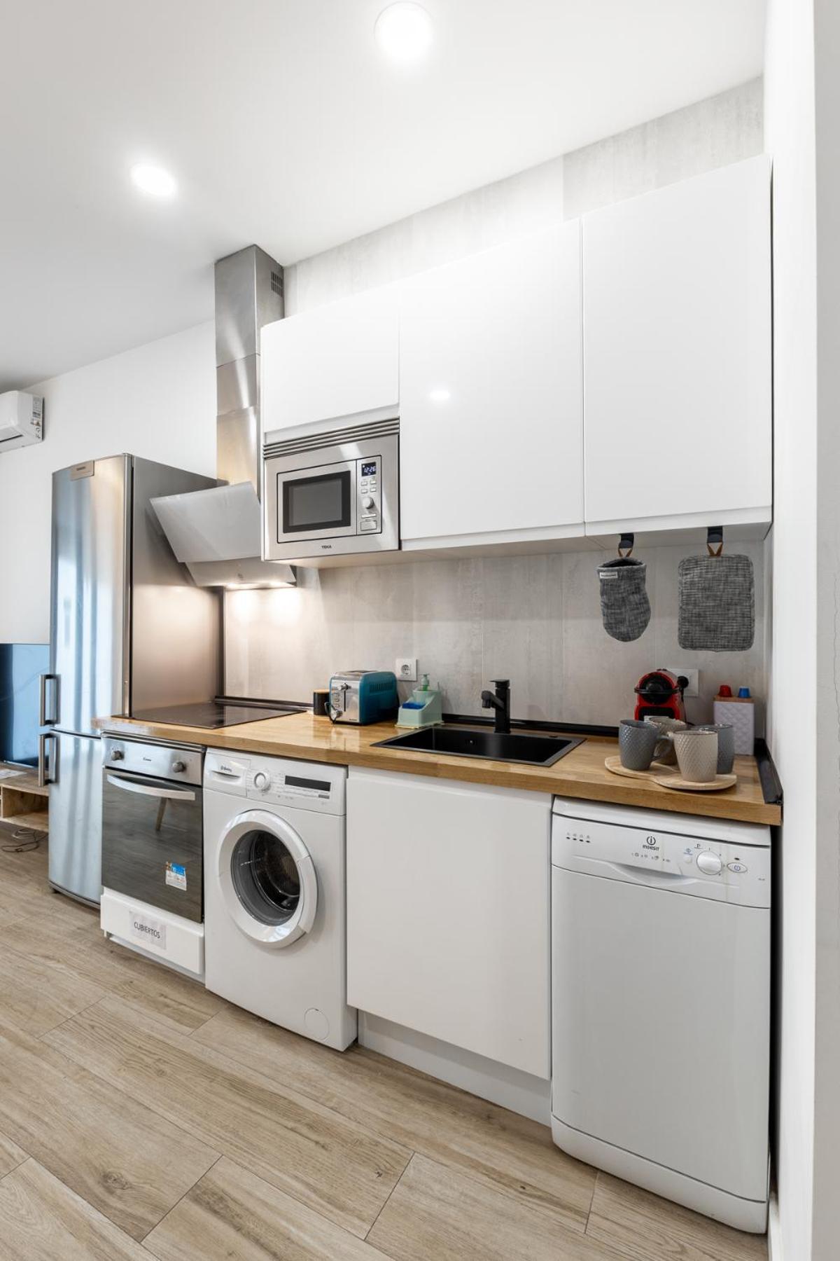Atocha Apartment Madrid Buitenkant foto